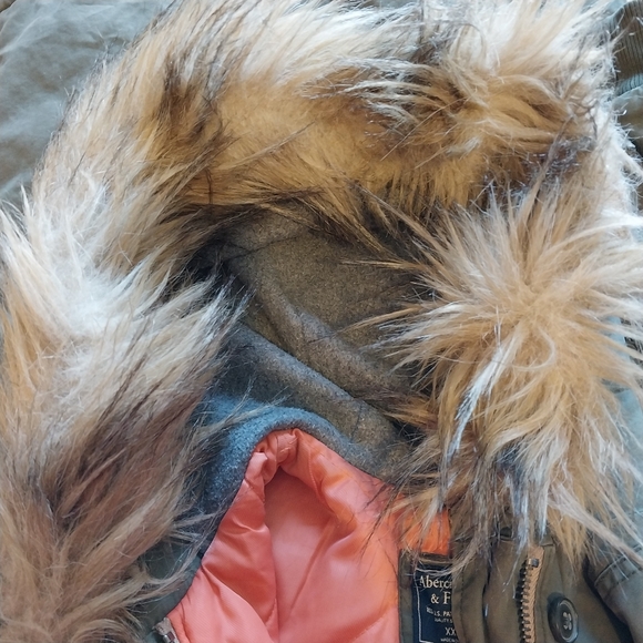 Abercrombie & Fitch Jacket Size XXS Military Parka Quitted Lined Faux Fur Hood - Picture 13 of 14